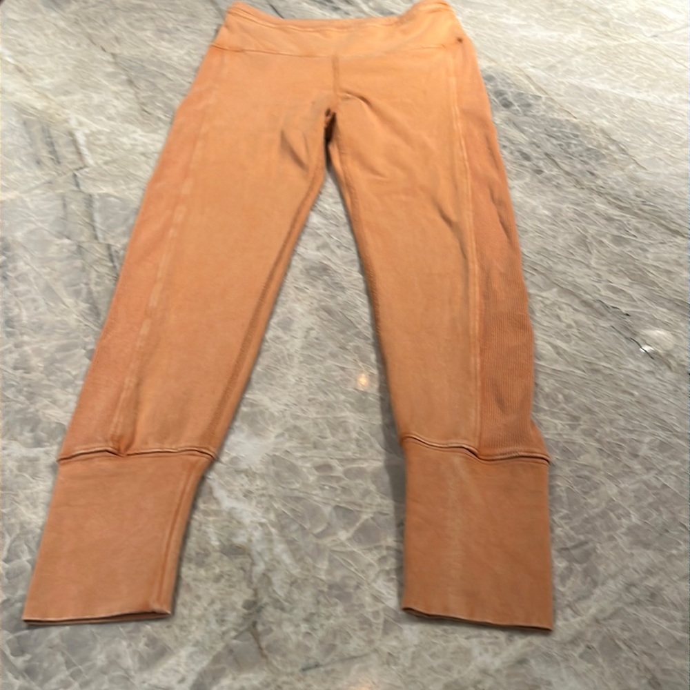 NWOT FP Movement High Rise Rust Ribbed Leggings. XS.